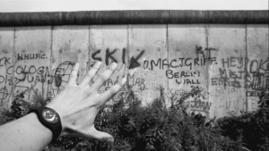 Sur les traces du mur de Berlin avec Patrick Tourneboeuf