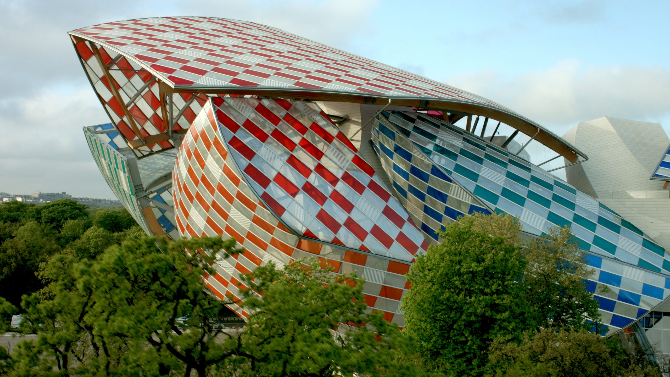 Daniel Buren's 'Observatory of Light' at the Fondation Louis