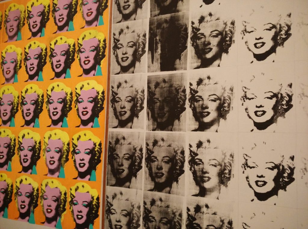 Zoom sur le diptyque « Marilyn » par Andy Warhol 