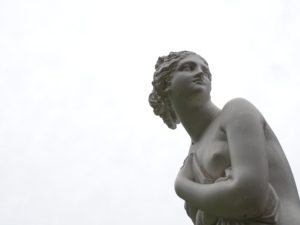 Un couple anglais possédait une sculpture de 10 millions d'euros dans leur jardin