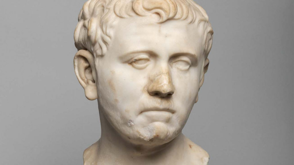 Pour 35$, une antiquaire achète un buste romain rarissime