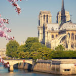 Le trésor de Notre-Dame exposé au Louvre