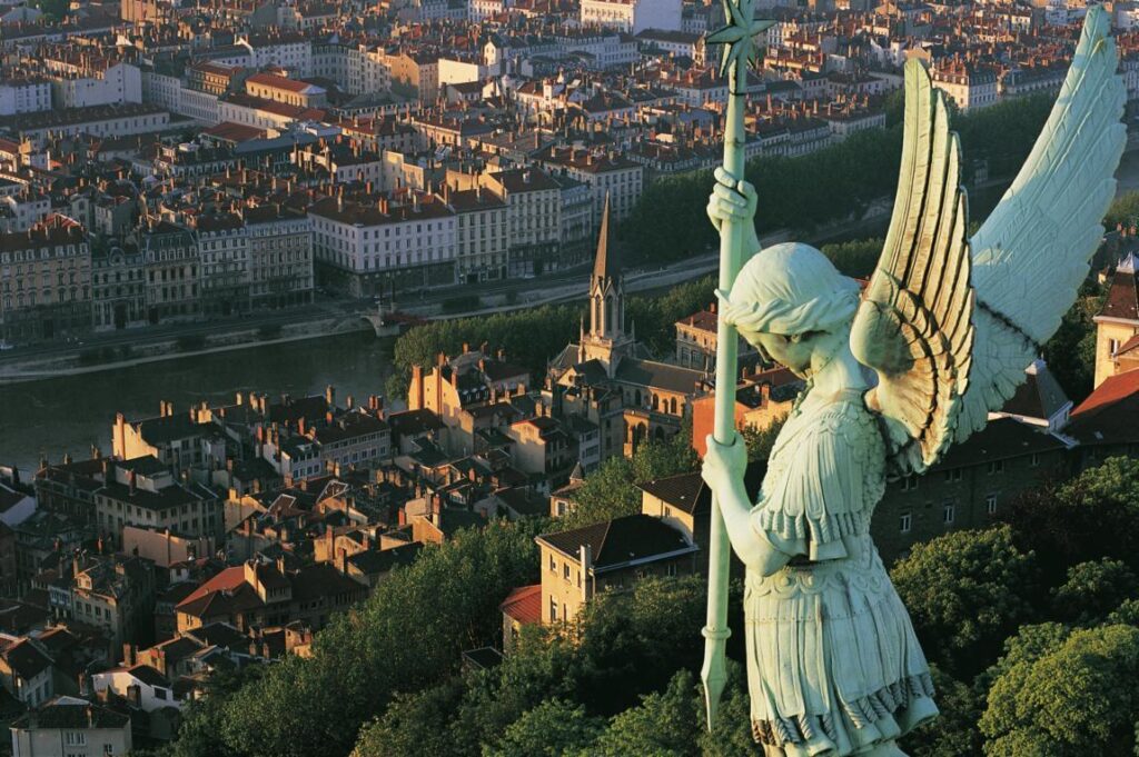 What to do this summer in France: The Auvergne-Rhône-Alpes region opens its cultural doors !