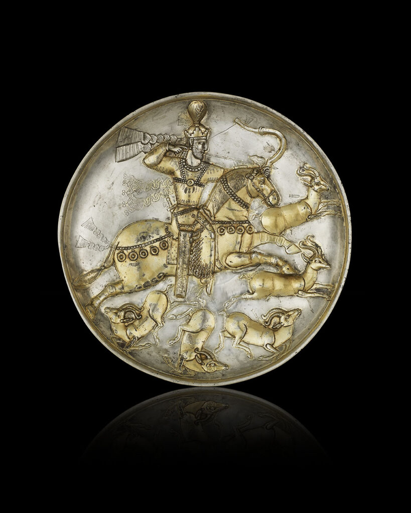 Plate depicting Shapur II on a hunting expedition on horseback
Iran, Sassanid period, reign of Shapur II (309–379)
Silver, gold, H. 4; D. 25.4 cm, on display in the ‘Animalia’ exhibition